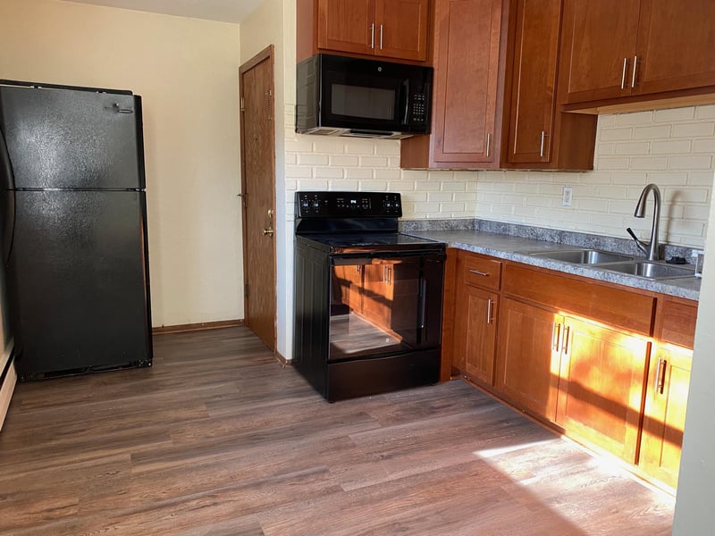 4204 Lake Breeze Ave, Brooklyn Center, MN 55429