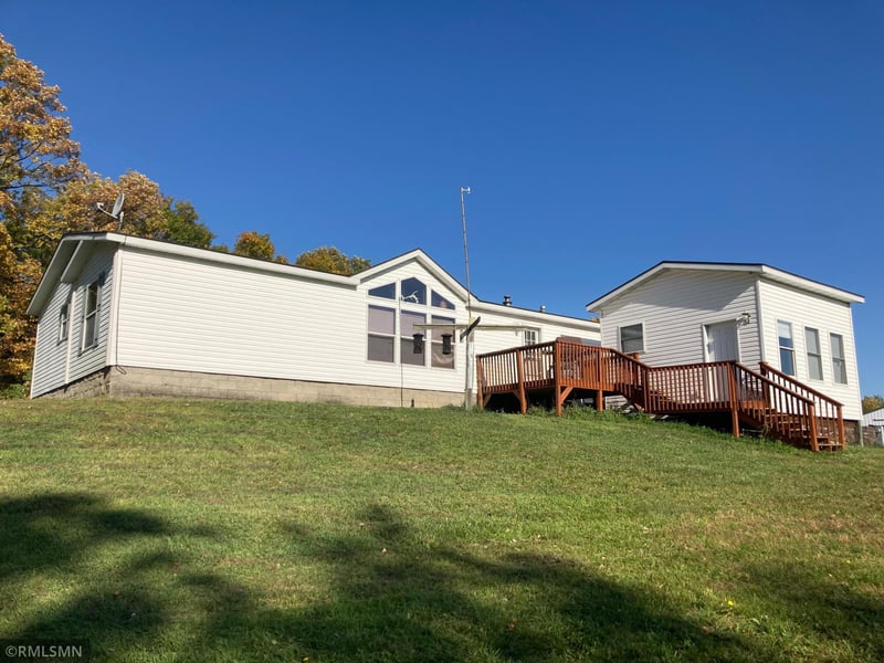 48782 500th St, Perham, MN 56573