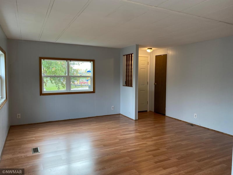 240 3rd St SE, Mcintosh, MN 56556