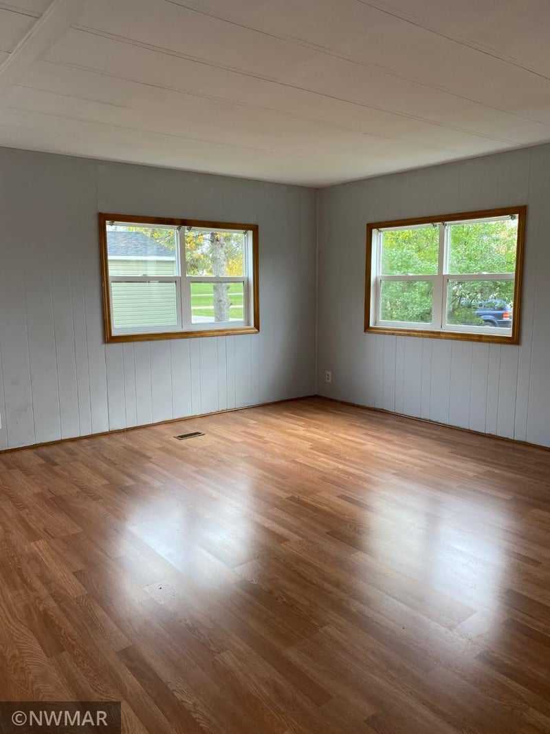 240 3rd St SE, Mcintosh, MN 56556