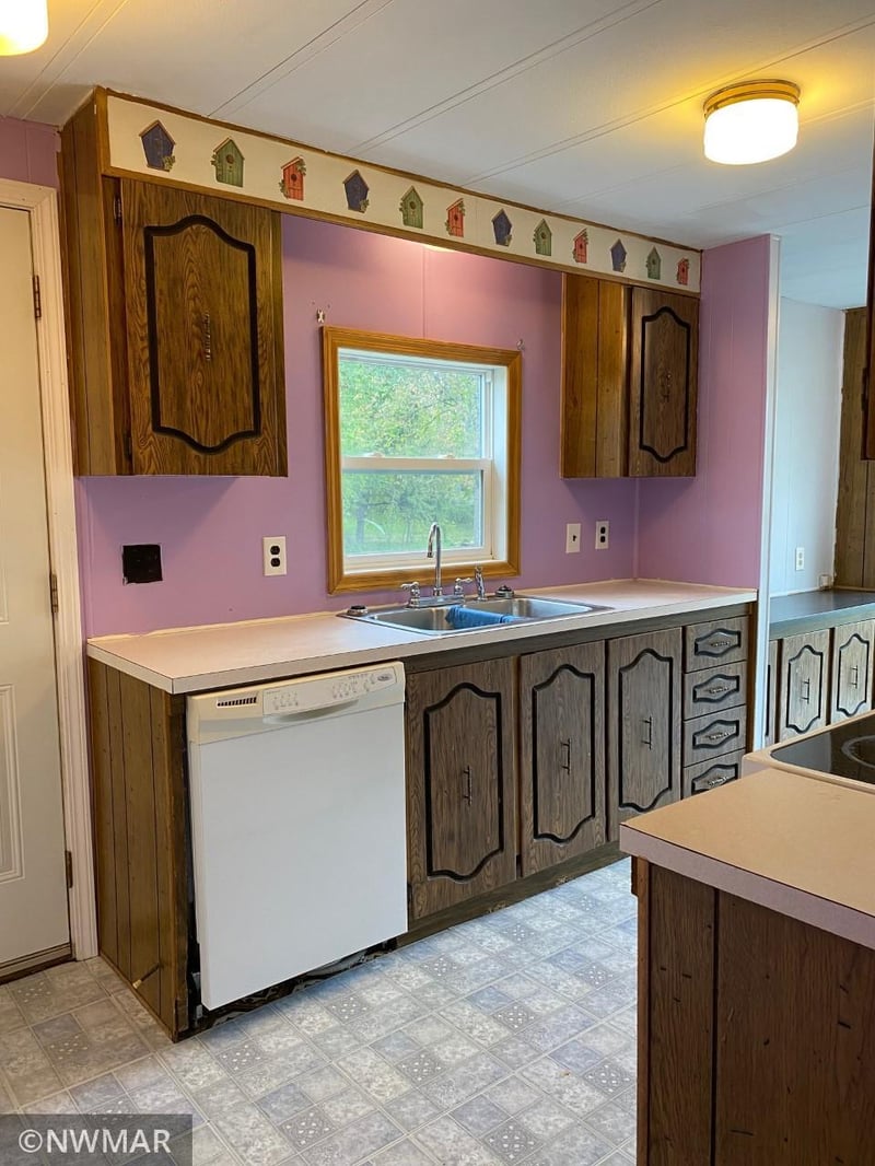 240 3rd St SE, Mcintosh, MN 56556
