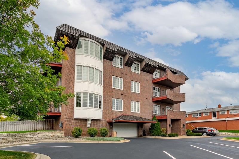 6300 Xerxes Ave S #22, Edina, MN 55423