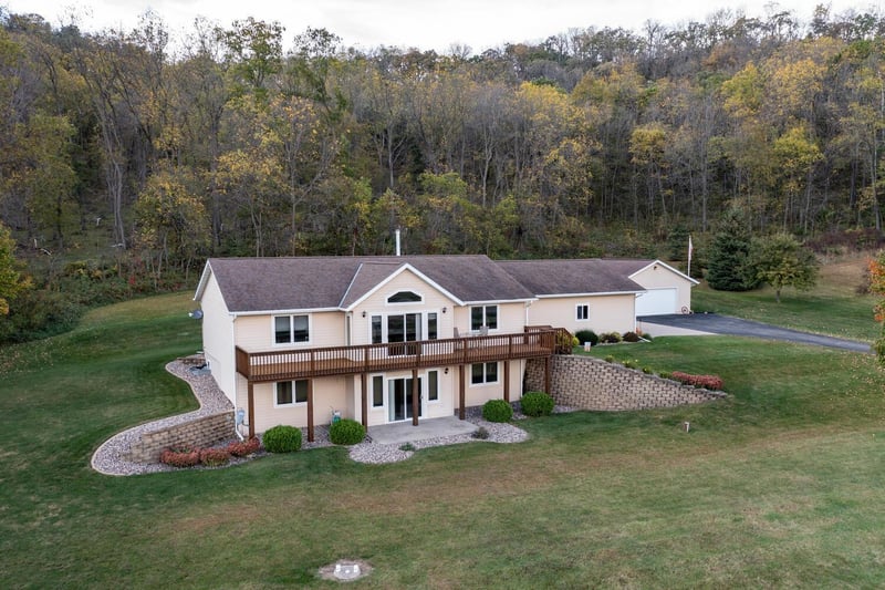 19872 County Road 18, Kellogg, MN 55945