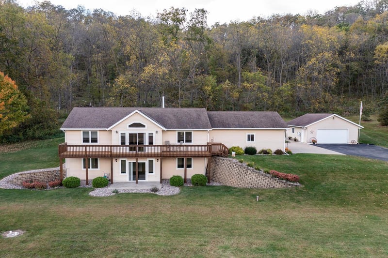 19872 County Road 18, Kellogg, MN 55945