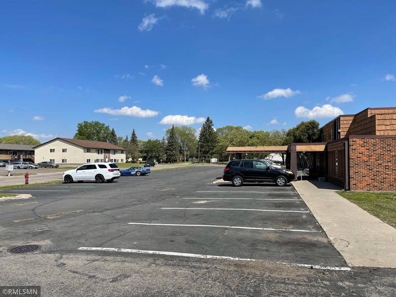 130 14th Ave NE, Saint Cloud, MN 56304