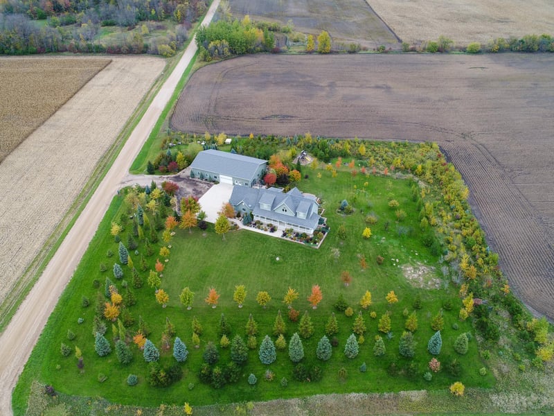 55 Homestead Rd NE, Nelson, MN 56355