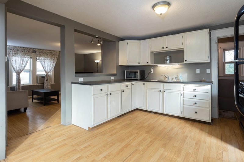 335 Annapolis St W, Saint Paul, MN 55118