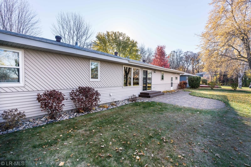 18991 Quartz Rd, Clitherall, MN 56524