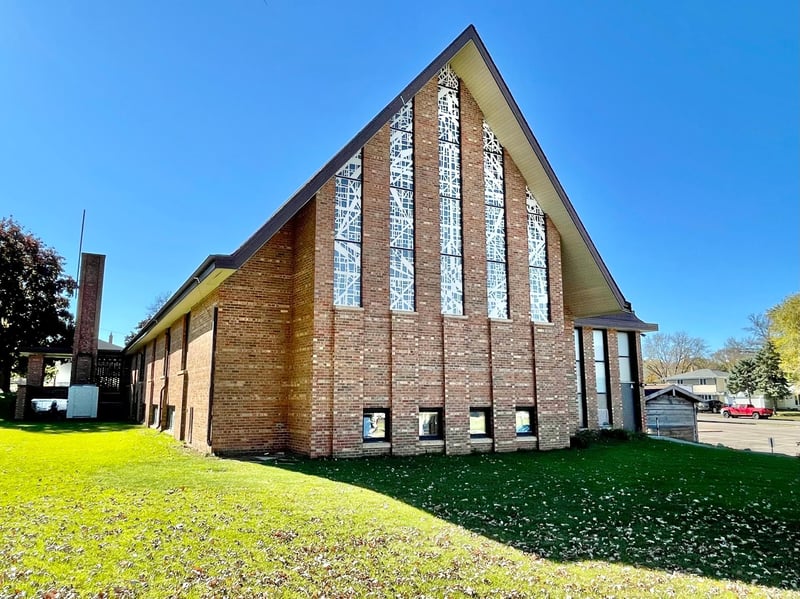 1545 Dieter St, Saint Paul, MN 55106