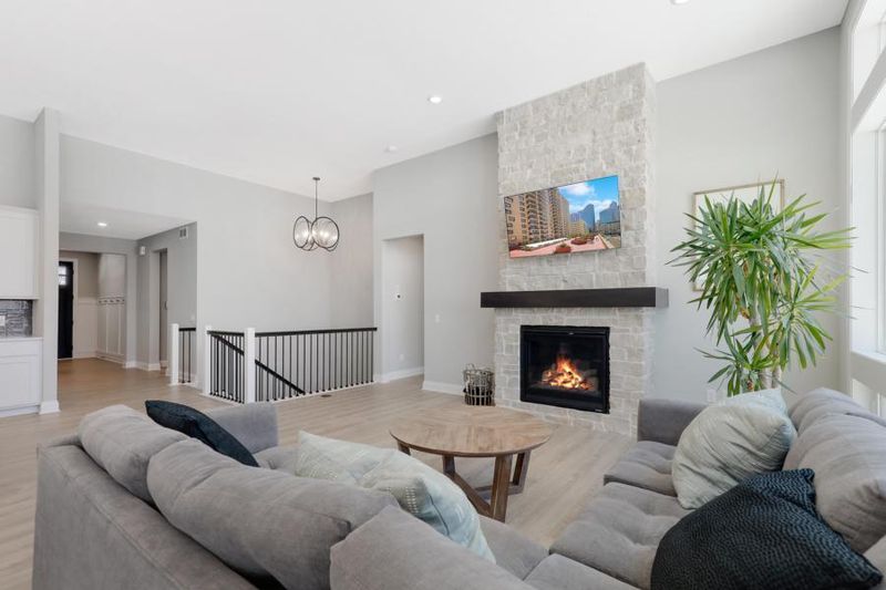 5658 Oak Cv N, Oak Park Heights, MN 55082