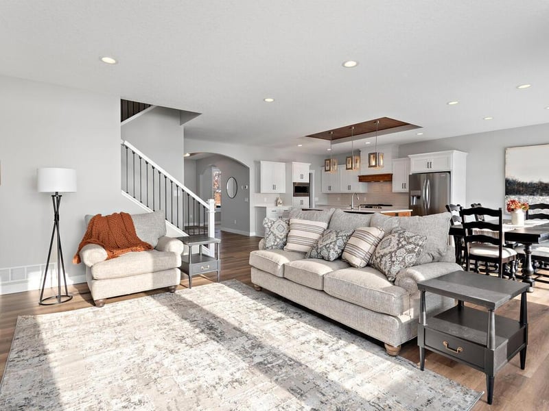 11659 E Laketowne Dr, Albertville, MN 55301