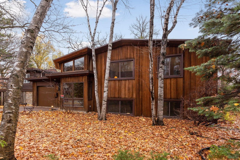 2225 Folwell Ave, Falcon Heights, MN 55108