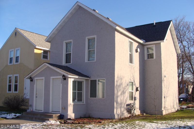 220 N 9th St, Brainerd, MN 56401