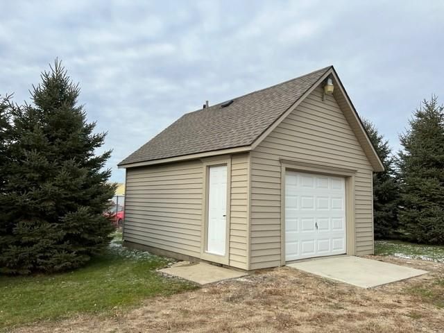 61475 Us Highway 12, Litchfield, MN 55355