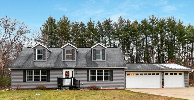 201 Butternut Dr, Strum, WI 54770