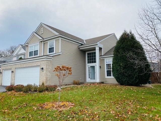 1570 Oakbrooke Ter, Eagan, MN 55122