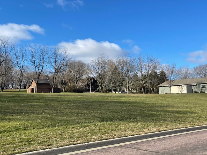 0 Westwood Dr, Redwood Falls, MN 56283
