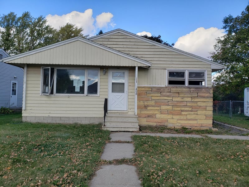 408 Eugene St, West Concord, MN 55985