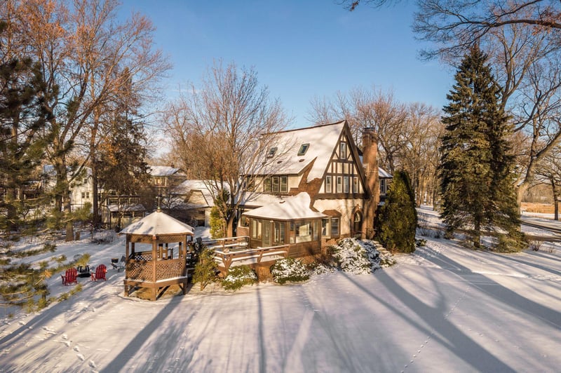 4725 Lake Ave, White Bear Lake, MN 55110