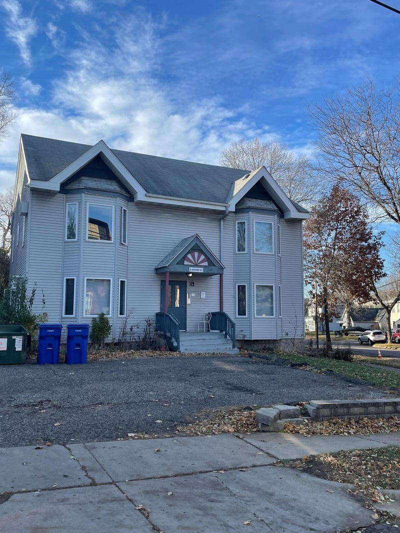 8 Winter St, Saint Paul, MN 55103