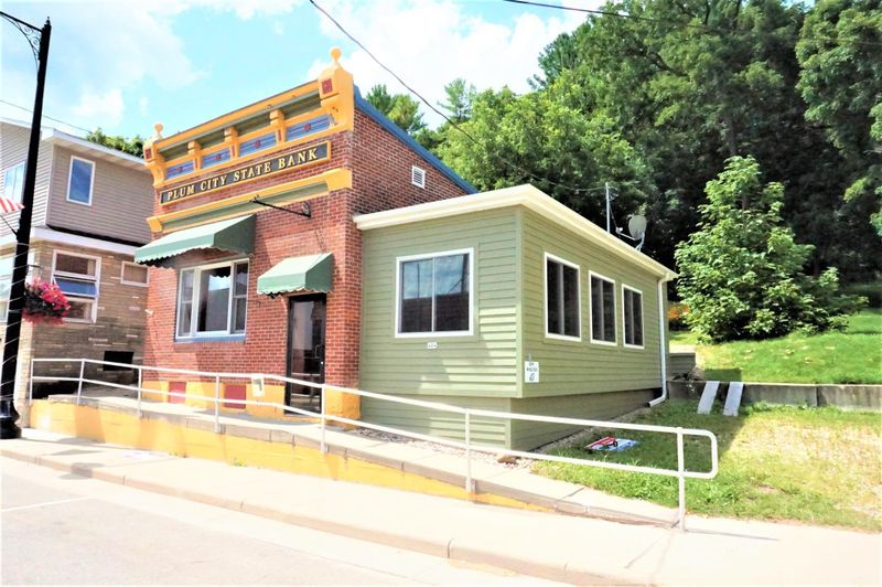 404 Main St, Plum City, WI 54761