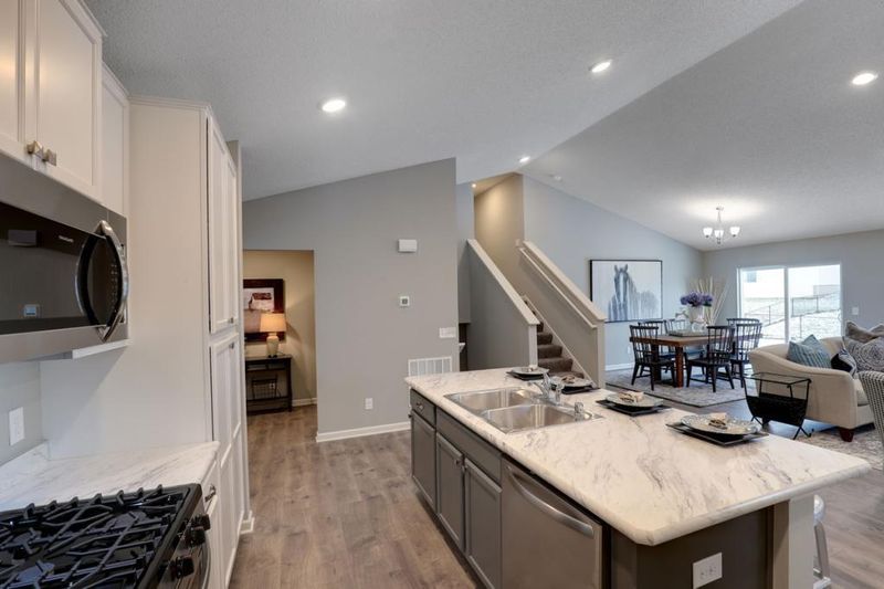 340 Freedom Ln, Delano, MN 55328