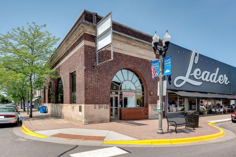 145 Main St S, Cambridge, MN 55008