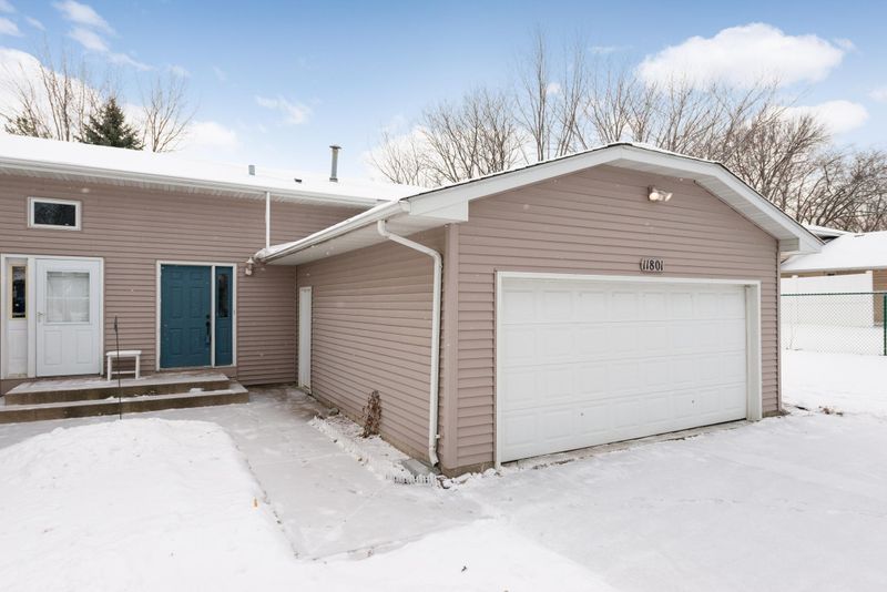 11801 55th St NE, Albertville, MN 55301
