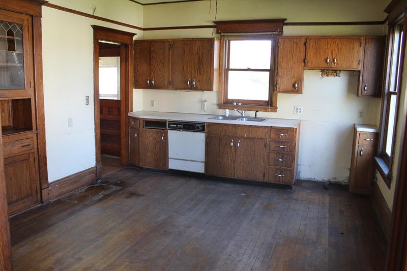 18586 Dewey St, Whitehall, WI 54773