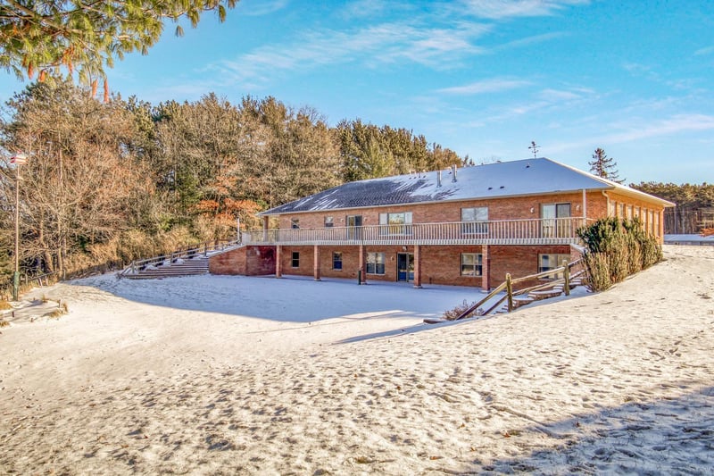 430 S Beach Dr, Altoona, WI 54720