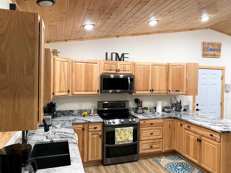 1184 N Holyoke Dr, Holyoke, MN 55749