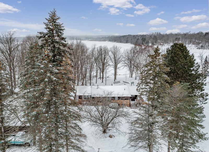 16286 Maple Knoll Dr, Pengilly, MN 55775