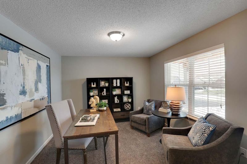 1850 Attenborough St, Shakopee, MN 55379