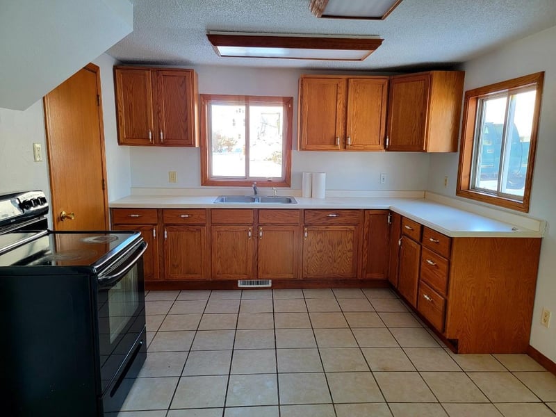 104 2nd St SE, Rose Creek, MN 55970