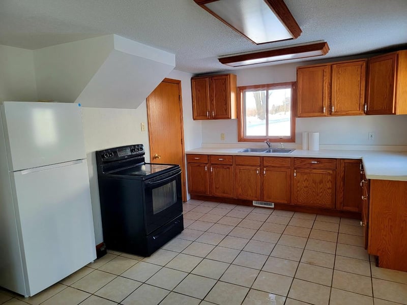 104 2nd St SE, Rose Creek, MN 55970
