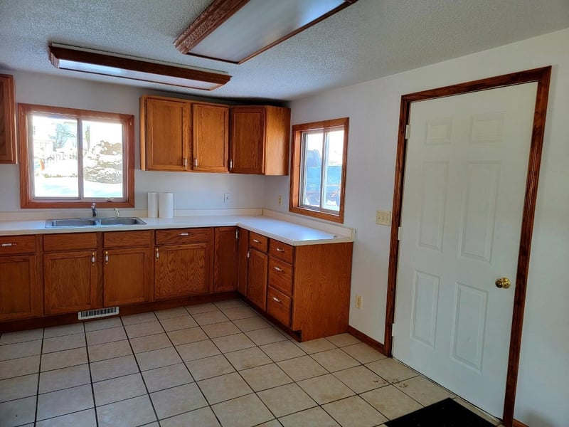 104 2nd St SE, Rose Creek, MN 55970