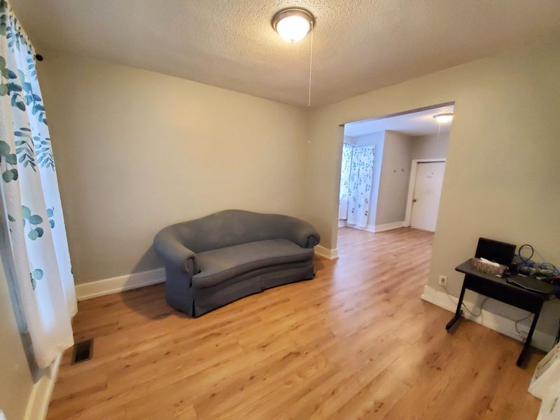 757 Bradley St, Saint Paul, MN 55130