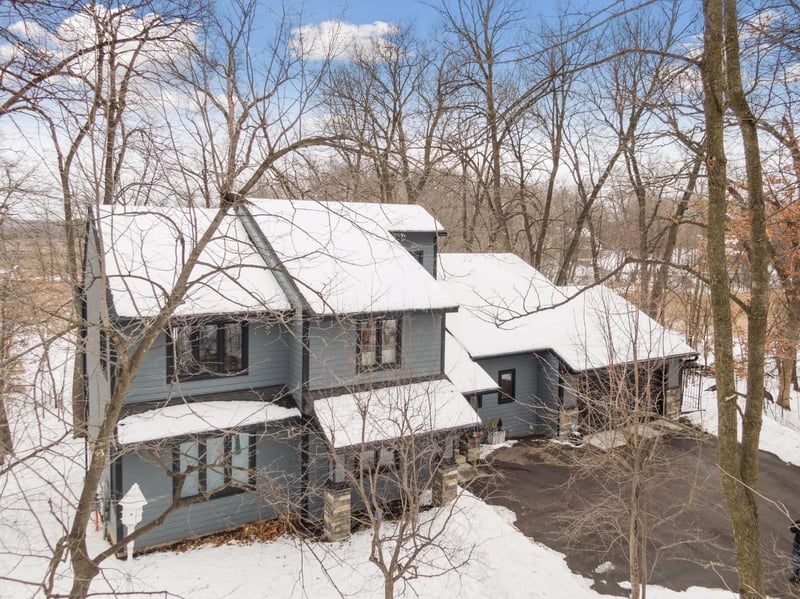 6125 Foxtail Dr, Lino Lakes, MN 55110