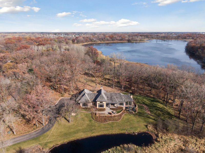 47 Nord Circle Rd, North Oaks, MN 55127