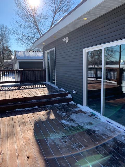 7725 Lakeview Ln NE, Spring Lake Park, MN 55432