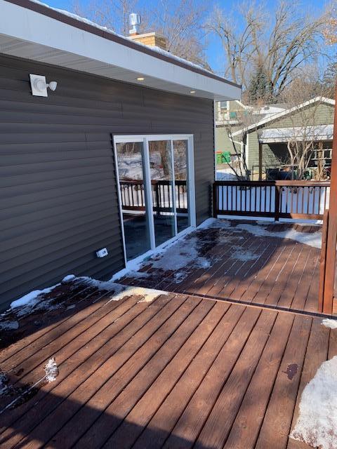 7725 Lakeview Ln NE, Spring Lake Park, MN 55432