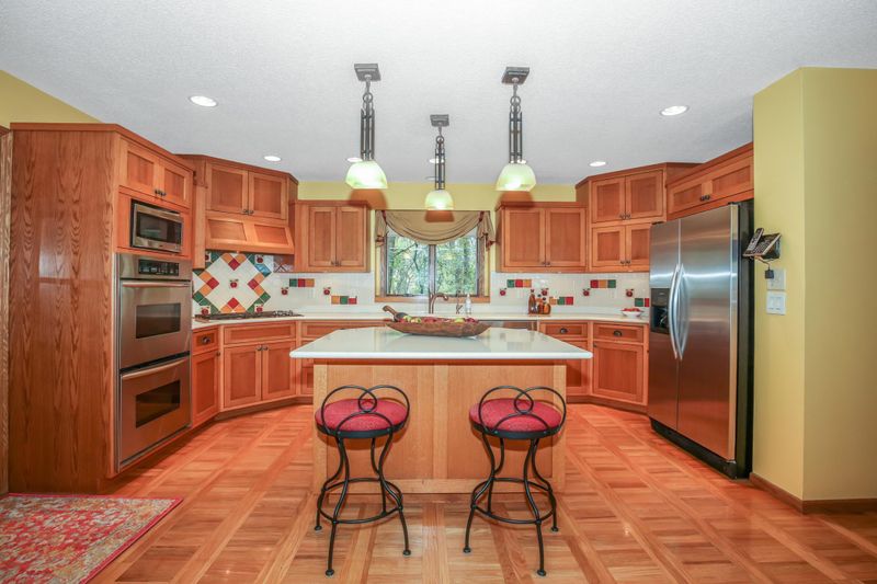4000 90th St E, Inver Grove Heights, MN 55076