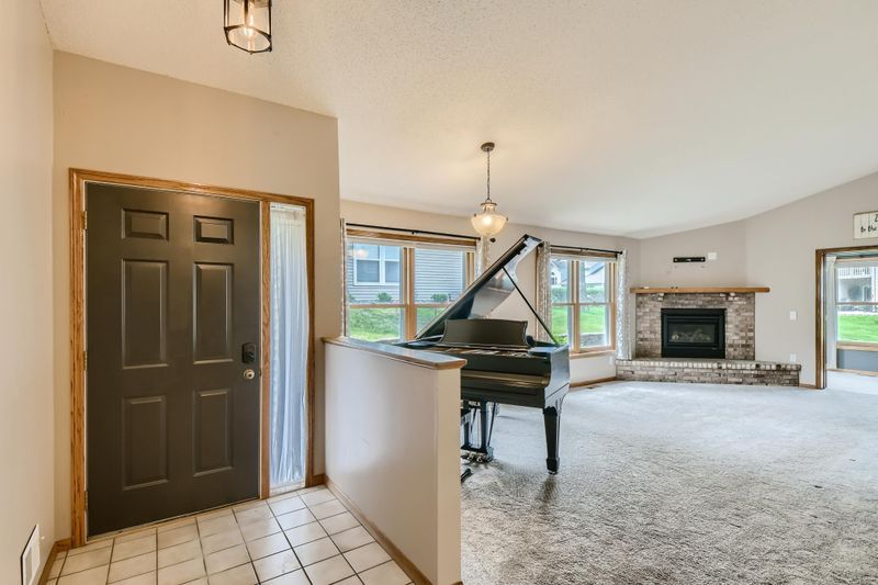 861 8th Ave SE, Forest Lake, MN 55025