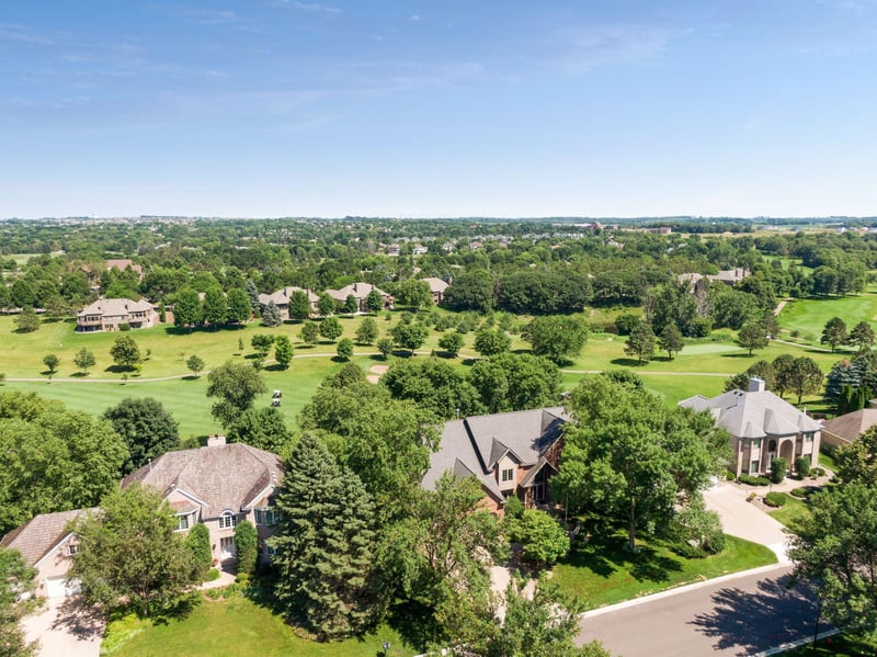 9297 Wedgewood Dr, Woodbury, MN 55125