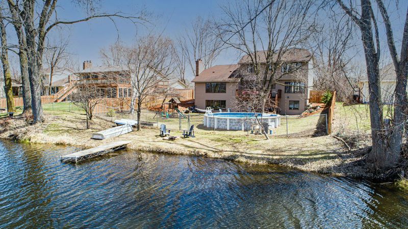 5943 Turtle Lake Rd, Shoreview, MN 55126
