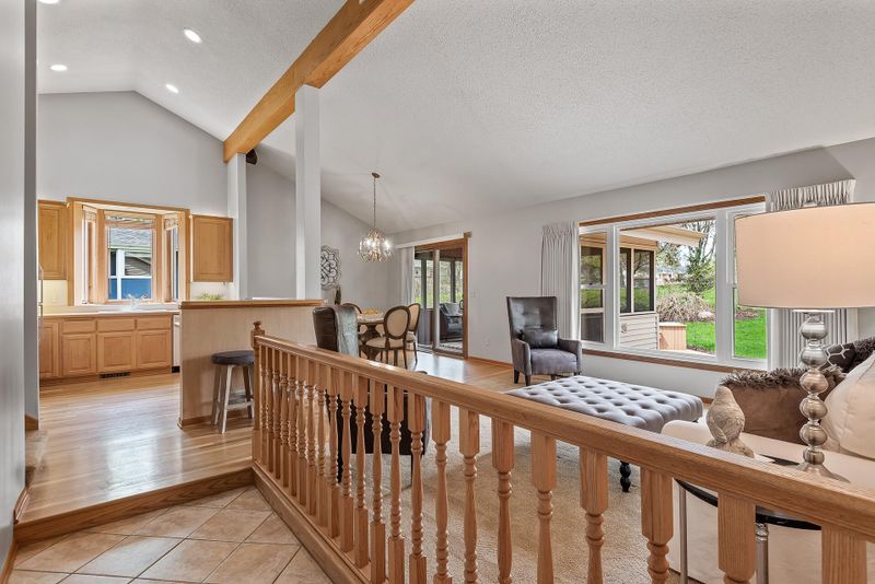6216 W 96th St, Bloomington, MN 55438