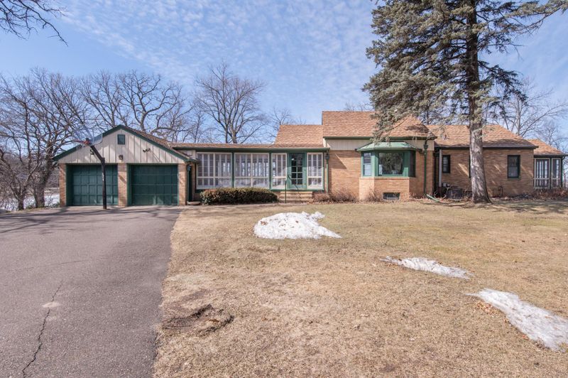 2375 S Shore Blvd, White Bear Lake, MN 55110