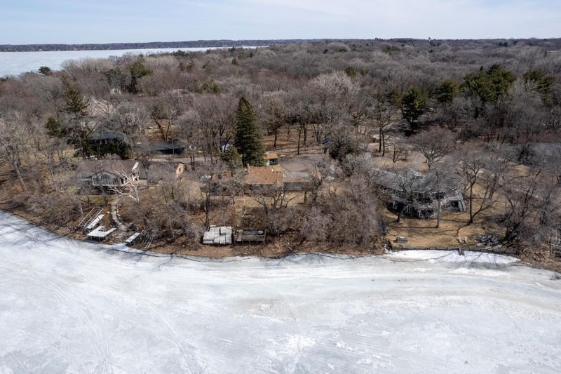 2375 S Shore Blvd, White Bear Lake, MN 55110