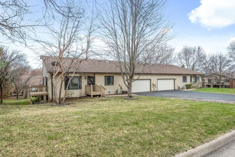2630 76th St E, Inver Grove Heights, MN 55076
