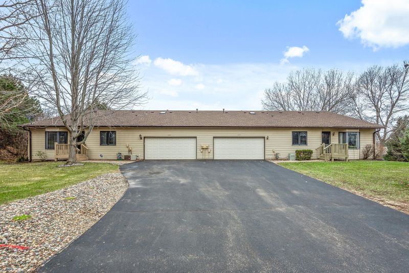 2630 76th St E, Inver Grove Heights, MN 55076